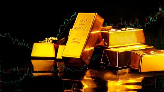 中國帶頭 全球央行仍在狂買黃金 金價再升至2000美元上方(圖:shutterstock)