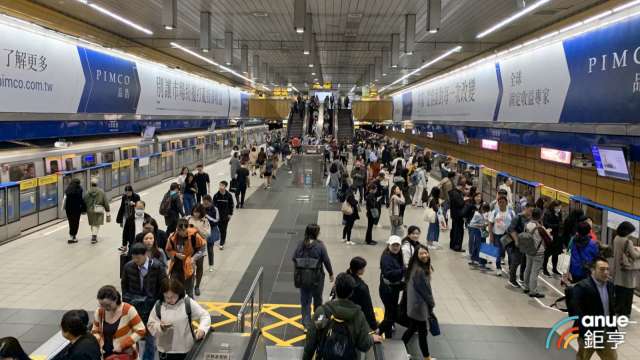 薛瑞元：COVID-19改類、指揮中心退場 估5月實施。(鉅亨網資料照)