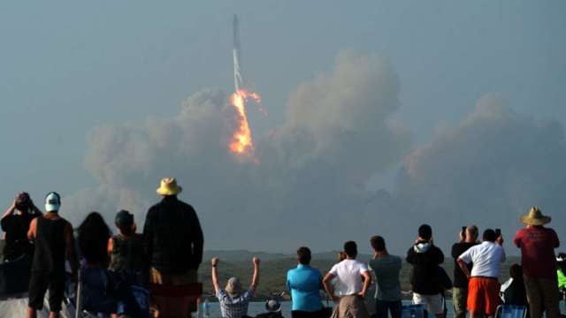 SpaceX星艦升空不久後爆炸 馬斯克：數月後再進行一次飛行測試（圖：REUTERS/TPG）