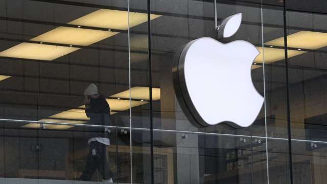 〈財報前瞻〉消費者支出放緩 蘋果iPhone銷量恐遜於預期 (圖片:AFP)