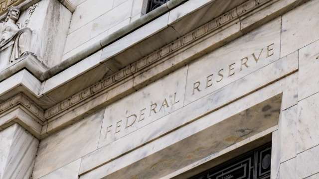 Fed上周緊急貸款大幅回落 與第一共和銀行有關 (圖:Shutterstock)