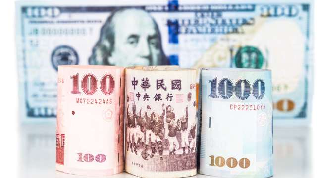 “New Taiwan Dollar Appreciates Against US Dollar as Taiwan Stocks Consolidate”