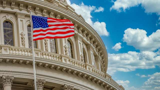 白宮、共和黨傳快談妥協議 擬把舉債上限提高兩年  (圖:Shutterstock)