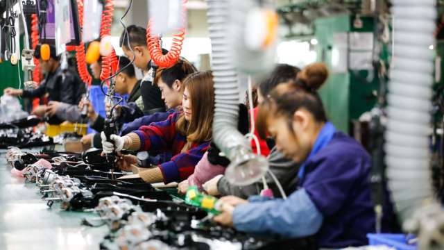 中國5月製造業PMI為48.8，疫後經濟復甦動能減弱。（圖：Shutterstock）