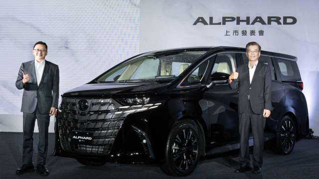 和泰車發表全新TOYOTA ALPHARD。(圖：和泰車提供)