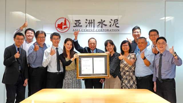 cover image of news article