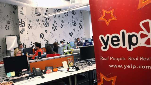 中小企業廣告需求強勁 Yelp上修Q3、全年財測 (圖片:AFP)