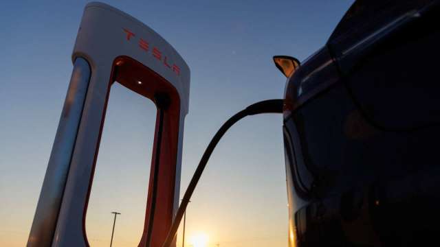 特斯拉三天内两度调降中国电动车售价 重燃价格战（图：REUTERS/TPG）(photo:CnYes)