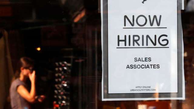 美上周初领失业金人数降至23.9万低于预期 就业市场仍有弹性（图：REUTERS/TPG）(photo:CnYes)