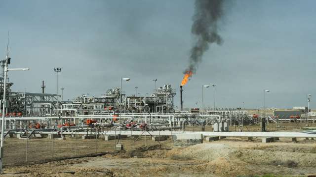 高盛：沙國與俄羅斯減產 將促使油價明年突破100美元(圖：REUTERS/TPG)