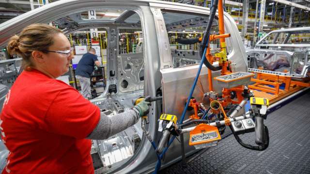 美国汽车业薪酬谈判陷入僵局，分析师警告，本周汽车工人很可能会发动罢工。（图：Shutterstock）(photo:CnYes)