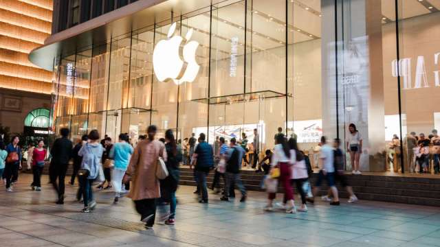 蘋果中國官網全面調降iPhone 14系列售價。（圖：Shutterstock）