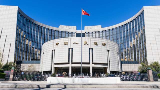 中國人行降準 明日起下調金融機構存款準備金率0.25個百分點 (圖:shutterstock)