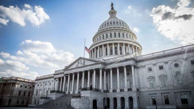 政府關門大限在即 美參眾兩院各尋出路 (圖:Shutterstock)