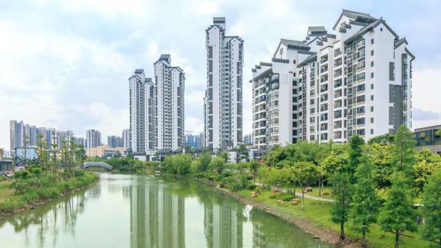中國一二三四線城市房價全面下跌。（圖：Shutterstock）