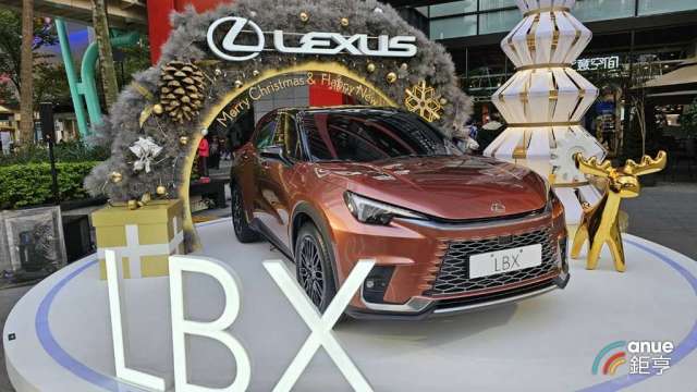 LEXUS將導入全新跨界SUV LBX。(鉅亨網記者王莞甯攝)