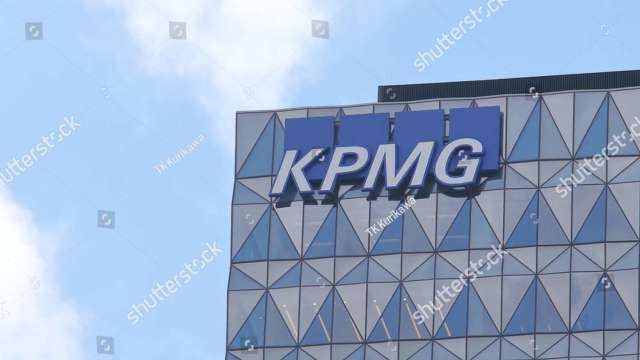 鮮人! KPMG起薪四萬 還有夾娃娃機和101景觀咖啡廳萬元額度(圖:shutterstock)