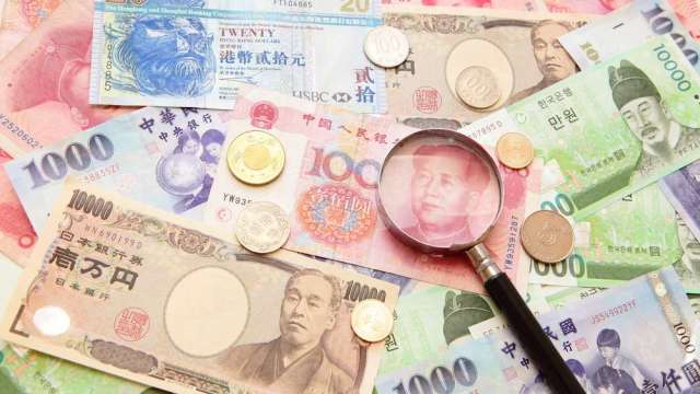 〈台幣〉輝達報佳音股匯齊揚 連2升收32.246元。(圖：shutterstock)