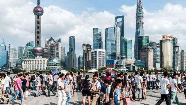 IMF上調中國經濟成長預期至5% 因第一季表現「強勁」和政策支持(圖:shutterstock)