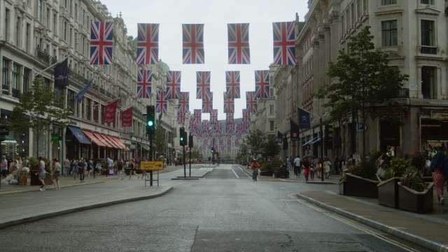 英國首季經濟成長高於預期 服務業表現佳(圖:shutterstock)