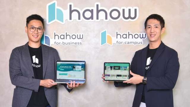 Hahow好學校共同創辦人江前緯(右)、黃彥傑(左)。(圖：Hahow提供)