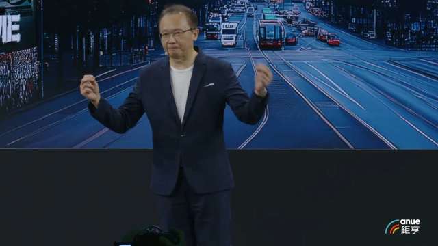 宏碁攜手NVIDIA、AMD搶攻AI市場 發布全新 AI 助理軟體。圖為宏碁董事長暨執行長陳俊聖。(鉅亨網記者吳承諦攝)