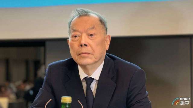 力積電子董事長黃崇仁。(鉅亨網記者魏志豪攝)