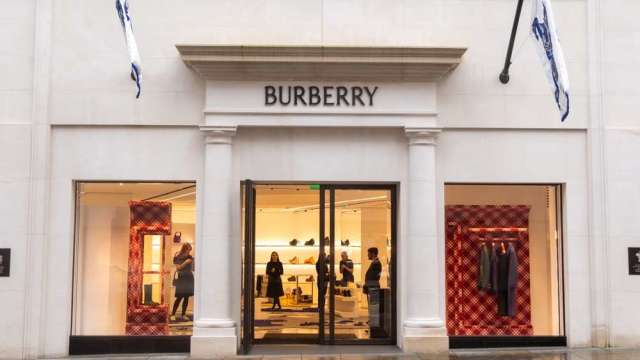 Moncler傳有意收購Burberry 奢侈品業迎來大洗牌。(圖:shutterstock)