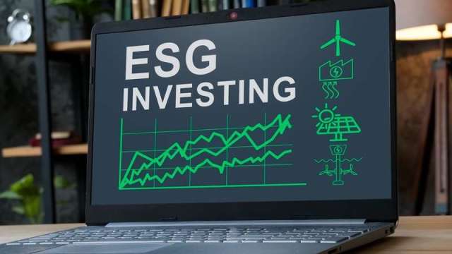 ESG抗川震！9月全球ESG基金規模已達3.3兆美元 2025年綠色債發行更帶勁。（圖: shutterstock)