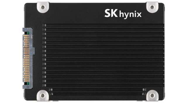 SK海力士開發新一代SSD 採PCIe Gen5技術 讀取速率倍增。(圖：業者提供)