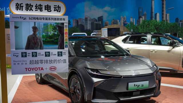 標普：2025年全球電動車銷量看增30%。(圖:shutterstock)