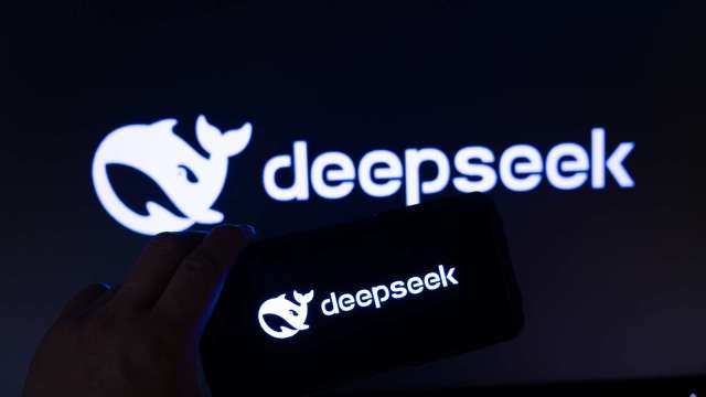 DeepSeek震撼宣布「開源周」活動：首度公開5大程式碼庫(圖:shutterstock)