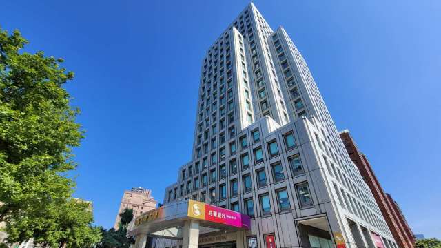 52萬股東看過來！兆豐金配發現金股利1.6元 殖利率4.24% 配發率近7成略遜去年。（圖：兆豐金提供）