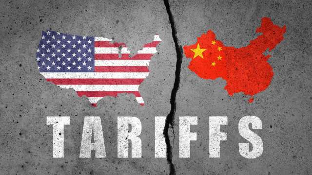 美國加徵對中關稅至145%,小企業主淚訴經營困境:毀滅性的決策。(圖:Shutterstock)