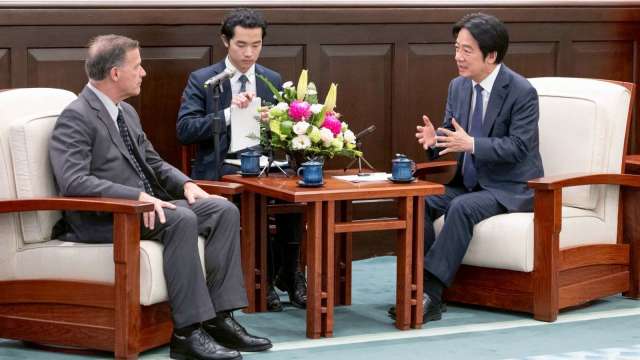 總統賴清德(右1)。(圖:總統府提供)