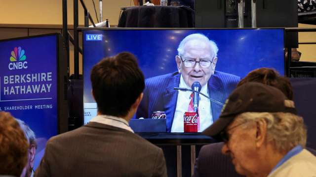 波克夏·海瑟威在美國奧馬哈舉行年度股東大會。(圖:REUTERS/TPG)