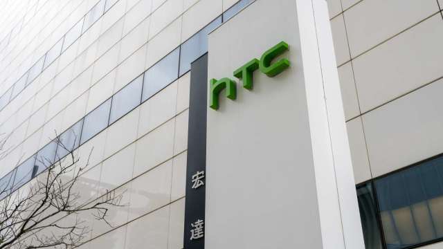 宏達電4月營收月減近六成 持續推展歐美VR多元合作。(圖:shutterstock)