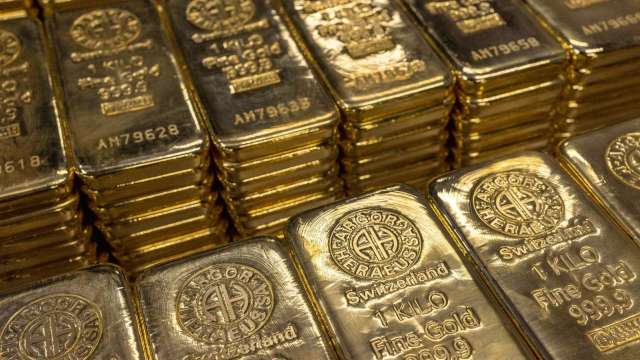 黃金釋出警訊:赤字危機迫近 (圖:shutterstock)
