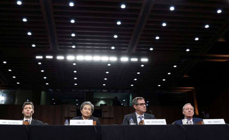 Altman、蘇姿丰於國會上作證。(圖:REUTERS/TPG)