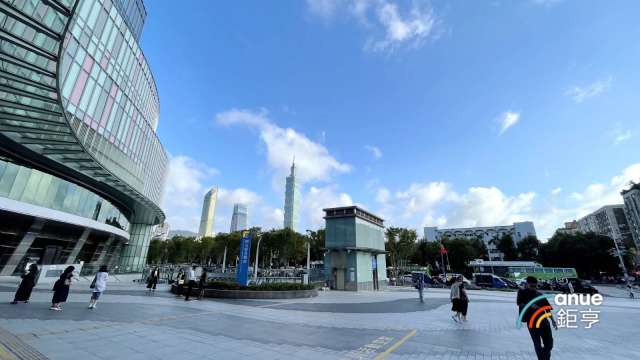 信義區商辦租金比價外溢 ，「巨蛋國際中心」租金合約單價衝破5000元。(鉅亨網記者張欽發攝)