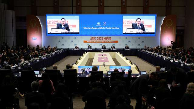 APEC避談關稅釋放什麼訊號?全球貿易仍陷困局(圖:REUTERS/TPG)