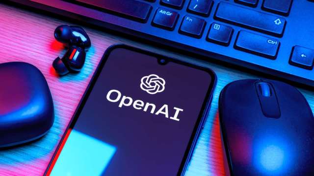 OpenAI「機密」戰略文件外洩！揭露ChatGPT 2025計畫與最大競爭對手。