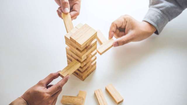 電影「大賣空」主角 Michael Burry Q1 的 13F 持股大公開!! (圖:shutterstock)