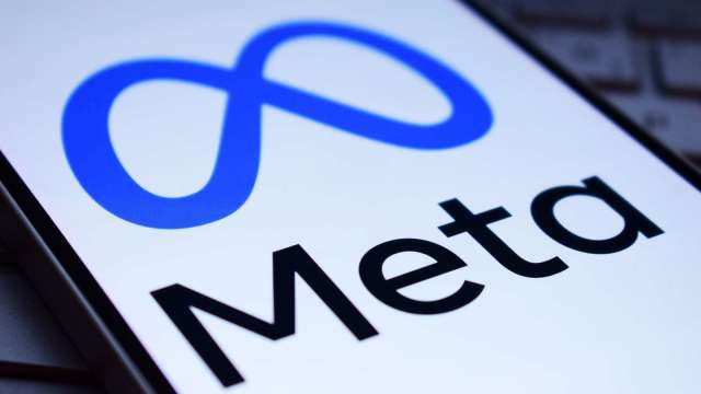 Facebook平台2則廣告資訊涉揭露不全 Meta遭數發部合計裁罰新台幣100萬元。(圖:shutterstock)