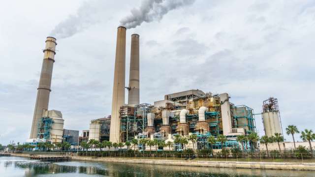 美國計劃取消燃煤、燃氣發電廠所有溫室氣體排放限制。(圖:Shutterstock)