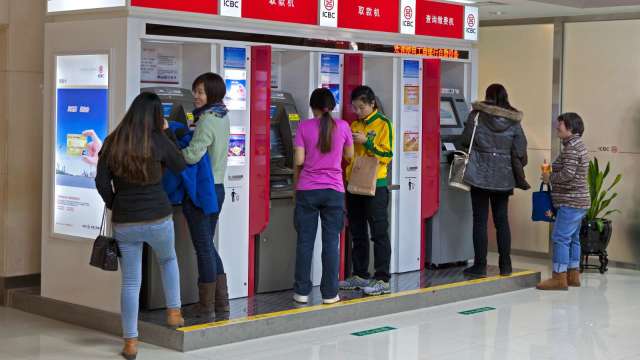 全中國ATM提款機只剩80萬台，5年銳減近27%。（圖：Shutterstock）