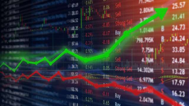 外資反手加碼131億元,敲進多檔金融股,仁寶、緯創、英業達同獲青睞。(圖:shutterstock)