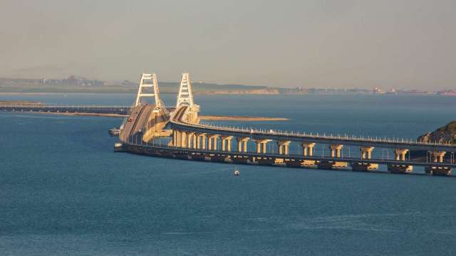 烏克蘭稱襲擊克里米亞大橋,爆破準備持續數月。(圖:Shutterstock)
