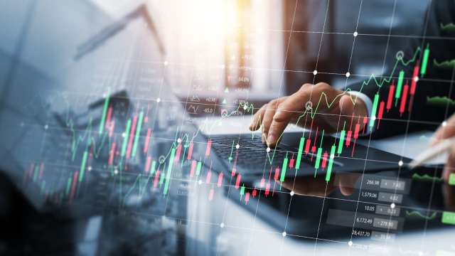 億光5月營收16億元年月雙減 面對關稅仍看旺下半年。(圖：shutterstock)