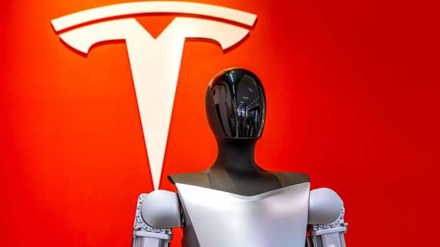 特斯拉人形機器人Optimus計畫負責人突宣布離職(圖:Shutterstock)